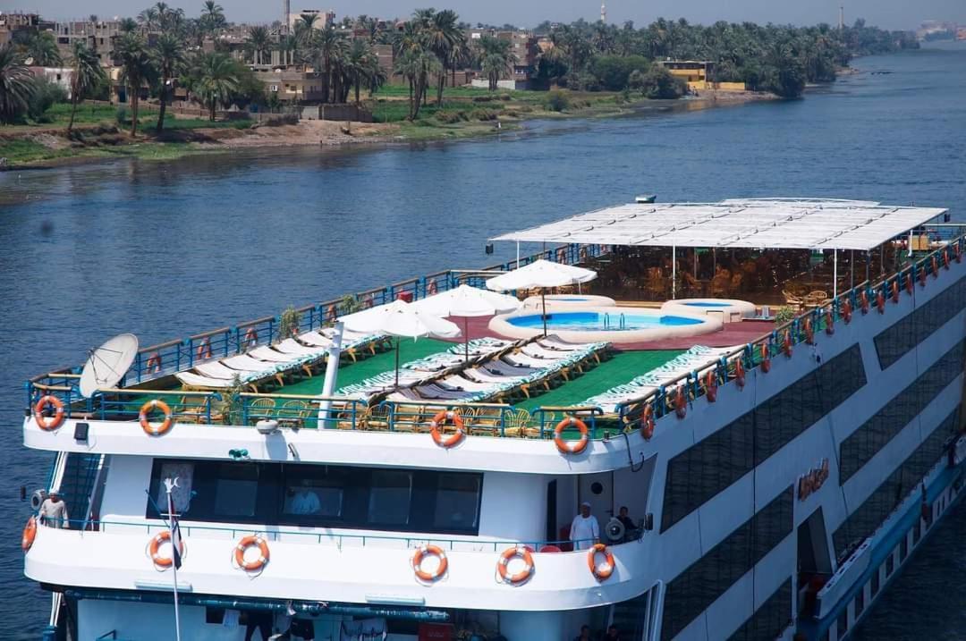 Upper Sky Tours 5 Stars Nile Cruises Sailing From Luxor To Aswan Every Saturday & Monday For 4 Nights - From Aswan Every Wednesday And Friday For Only 3 Nights With All Visits Exterior photo